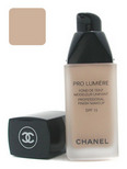 Chanel Pro Lumiere Makeup SPF 15 No. 40 Beige