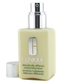 Clinique Dramatically Different Moisturising Lotion - Very Dry to Dry Combination ( With Pump )--125 - 4.2oz